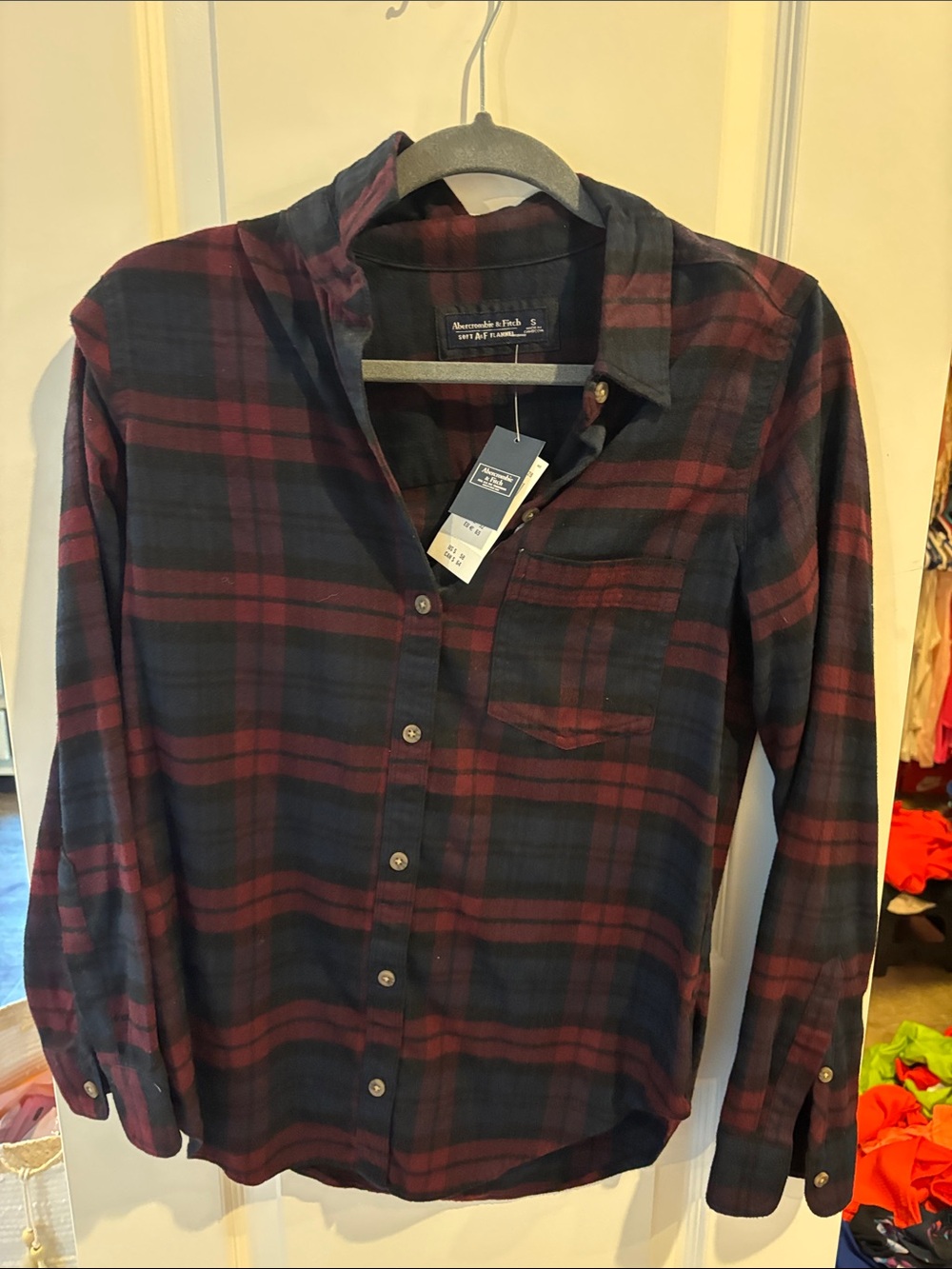 Abercrombie & Fitch Men's Burgundy and Navy Plaid Button-Down Shirt